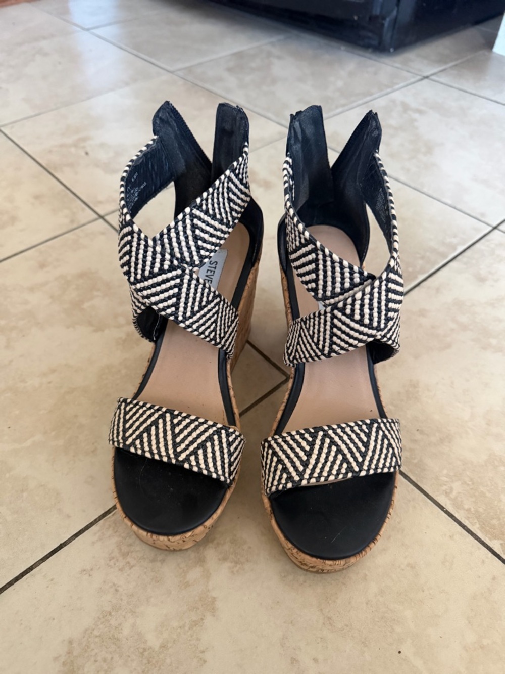 Steve Madden Black & White Patterned Espadrille Wedge Sandals